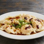 香辣蝦雲呑 Shrimp Wonton w/ Spicy Sauce