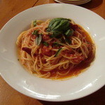 酒の大桝 - フレッシュトマトとバジルのパスタ980円