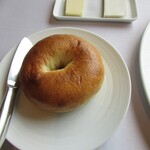 ラ メゾン ドゥ グラシアニ - 自家製ベーグル クリームチーズ バター