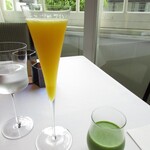 ラ メゾン ドゥ グラシアニ - 自家製フルーツジューススムージー ノンアルコールミモザ