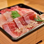 鈴富 - 鮪ガッツリ丼@税込1,296円