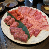 焼肉うしごろ 銀座並木通り店 - 