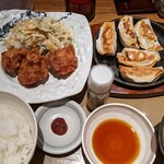 Yayoi Ken - 鉄板餃子とから揚げの定食