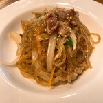 本場韓国料理酒場 おぱ屋 - 牛肉と野菜のチャプチェ