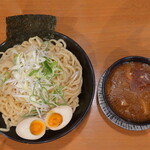 感麺道 - 魚介つけ麺 特盛　８８０円