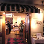 Restaurant Pino - 店舗　入口