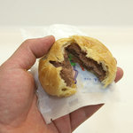 夢彩菓 すずき - 割ってみると、こんな感じ。