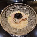 日本料理 晴山 - 蛤とキャビアの冷たいうどん