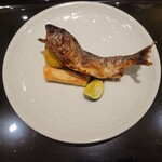 日本料理 晴山 - アマゴ揚げ ばちこの春巻 空豆コロッケ