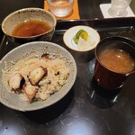 日本料理 晴山 - 蛸の炊き込みご飯 味噌汁 香の物