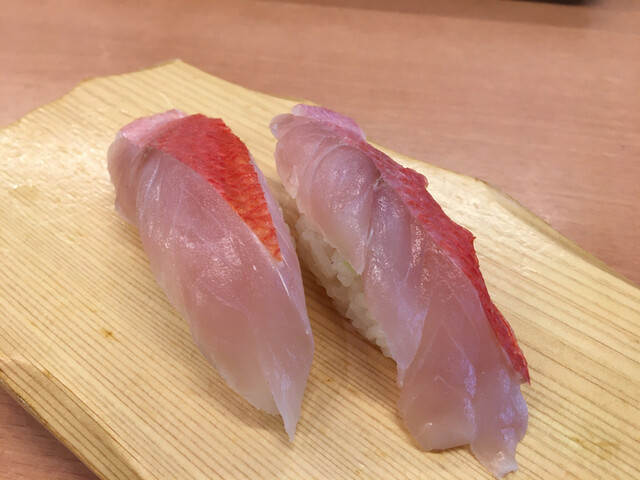 沼津魚がし鮨 流れ鮨 富士宮店 富士宮 寿司 食べログ