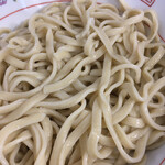 ラーメン二郎 - 平打ちストレート麺