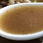 はやし食堂 - 肉ソバのスープ