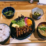 Tomon'Ya Shokudou - ともんや食堂　「ぶたのみそ漬焼」定食1000円