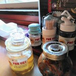 フォー ヴィエット - テーブル調味料