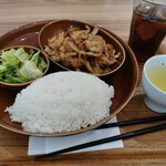 スカイ キッチン - 生姜焼き定食