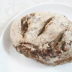 カミバン - 【2021.05】抹茶と小豆のぱん(税込320円)