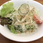 シジュウ - ランチのサラダ
