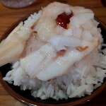 壱角家 - 海苔が無いから豚でニンニク、豆板醤、タマネギ、
ショウガを『ぶっちぎりにカスタム』(笑)