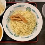 日高屋 - 和風つけ麺 ¥570 の麺