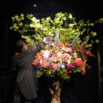 トゥールダルジャン - いつも豪華なホールの生花