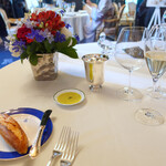 トゥールダルジャン - ブーケとシャンパーニュ