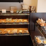 パンドノレーブ - 陳列棚の様子①。