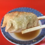 新ちゃん - ぎょうざ 包み目　リフト 