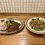 文化商店 - 文化特製煮込みハンバーグ(1,200円)