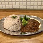 文化商店 - 文化特製煮込みハンバーグ