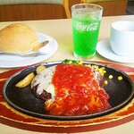 ジョイフル - チーズハンバーグ495円 ドリンクバー174円