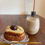 ほっぷしゅうくりーむ 浅草たぬき通り店 - 