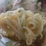 中華 吉野 - 麺のアップ