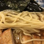 龍味 - 麺アップ