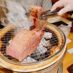 本格肉料理 丸小 - 