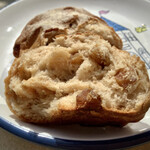 まつぼっくりパン - 【まつぼっくるみ 150円(税込)】たぶん人気No.1商品かと