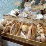 まつぼっくりパン - 店内