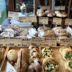 まつぼっくりパン - 店内