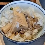 Shin shin - 真心名物
      釜飯(牛肉と筍の香味釜飯)と大椀ランチ   1,480円
      ドリンク・デザートセット  +20円
