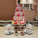 Q-pot CAFE. - メルティーパフェ～ホイップストロベリー～と喫茶キューポット チョコレートフルーツパフェと紅茶フラワーガーデン