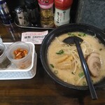 ニラなんばんらーめん こうしゅう - 料理写真:ニラなんばんらーめん850円