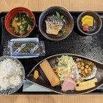 Ekiura Shokudou - 和食
