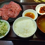 Yakiniku Okuu - 『本日のサービスランチ《5色限定》特別価格』