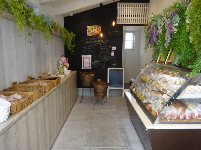 ミルク 玉垣店 Milk 柳 パン サンドイッチ その他 食べログ