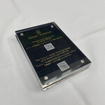 ピーク・ラウンジ - メニューはQRコードで。