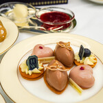 ピーク・ラウンジ - 1段目のスイーツたち