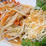 NABUN Thai Restaurant - ソムタム ¥850