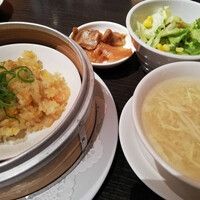 廣東料理 民生 ヒルトンプラザウエスト店 - 