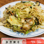 中華新楽 - 皿うどん＝６５０円 税込