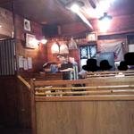 お好み焼き 福竹 - 店内は全席小上がりの座敷。昭和の空間が広がっており、妙にくつろげるｗｗ